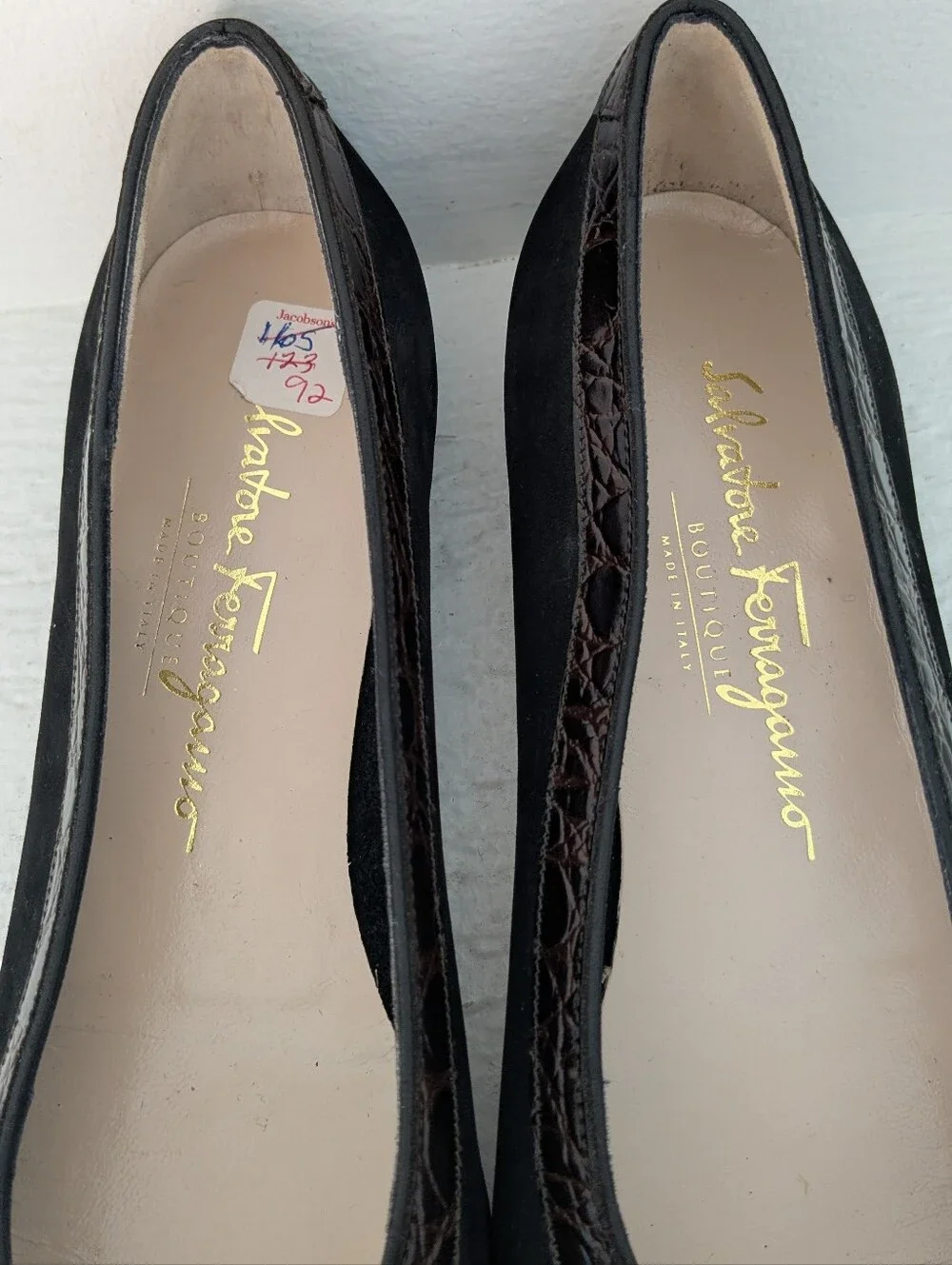 Salvatore Ferragamo Vintage Vara Flats 7 AA Black Suede Crocodile Trim Leather
